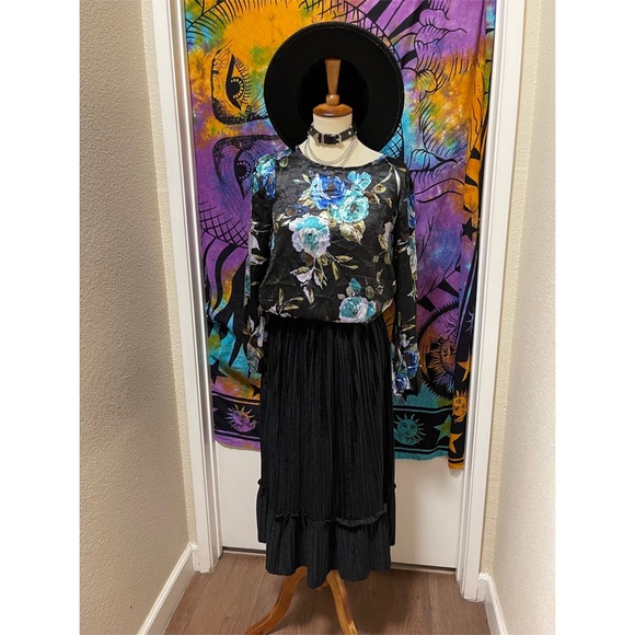 🌈 Amazing open back floral blouse - Picture 10 of 11